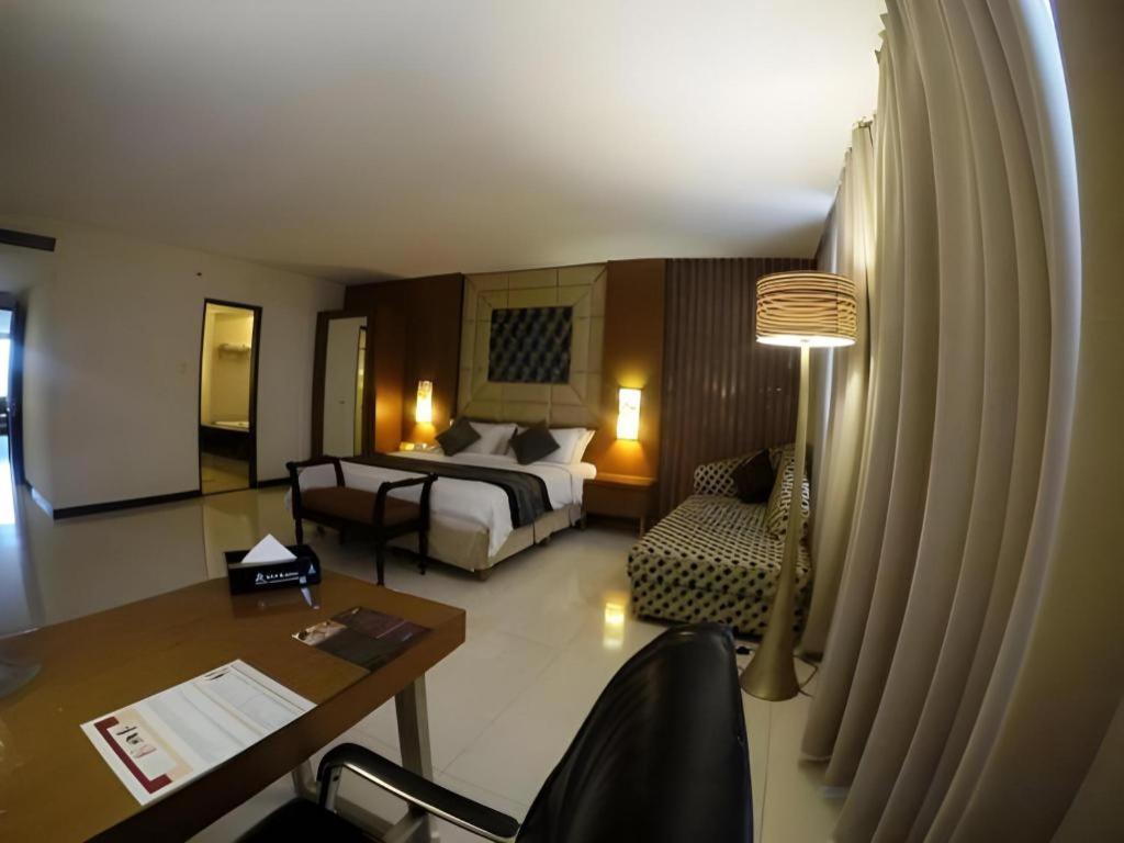 Kedaton Hotel Bandung Zewnętrze zdjęcie