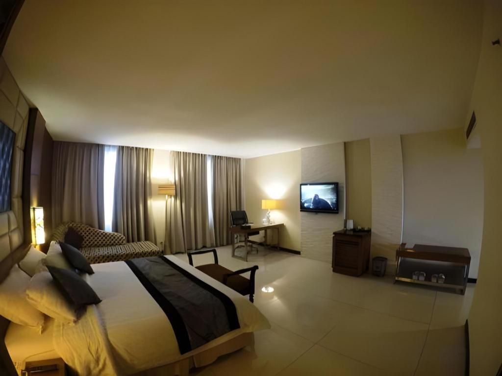 Kedaton Hotel Bandung Zewnętrze zdjęcie