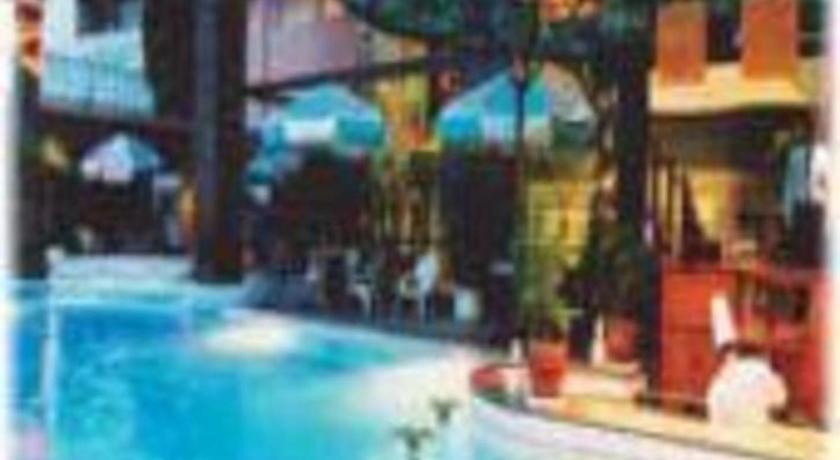 Kedaton Hotel Bandung Zewnętrze zdjęcie