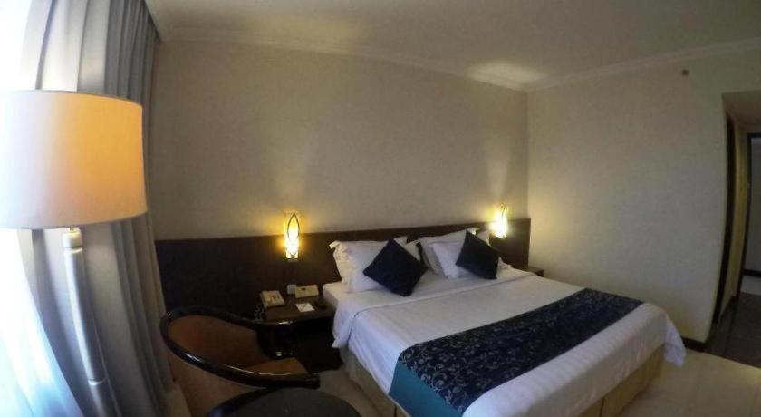Kedaton Hotel Bandung Zewnętrze zdjęcie
