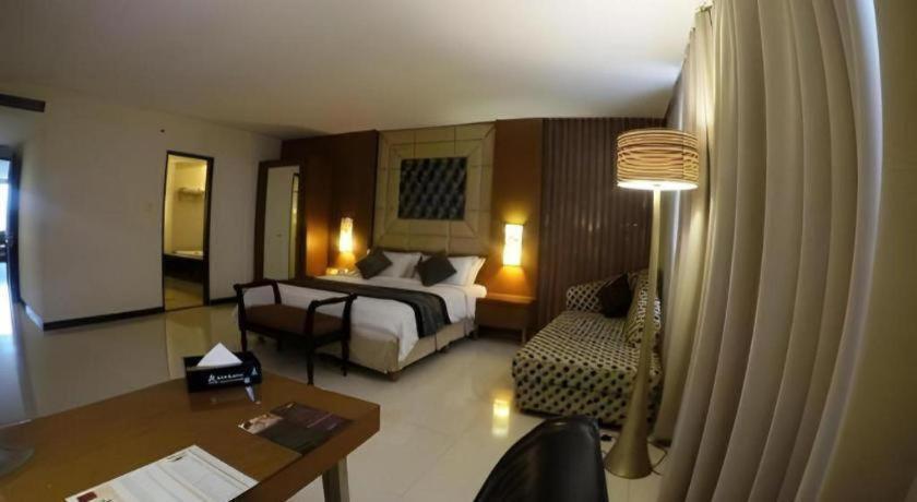 Kedaton Hotel Bandung Zewnętrze zdjęcie