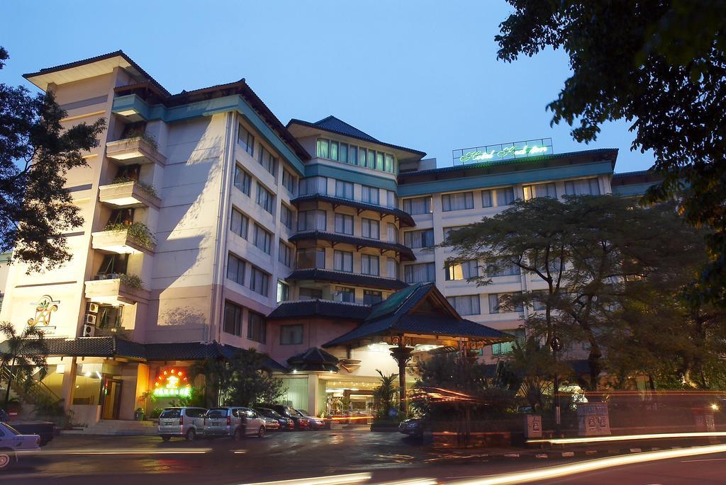 Kedaton Hotel Bandung Zewnętrze zdjęcie